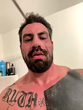 Mikejjone's Webcam Show