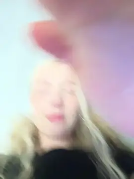 Baby_Tiny's Webcam Show