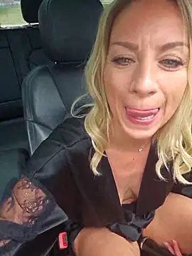 PorchaPlay's Webcam Show