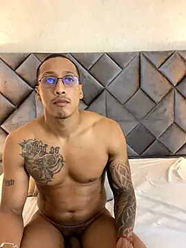 Bruno_West1's Webcam Show