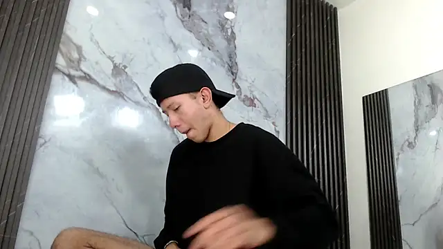 RhBoyySexCum's Webcam Show