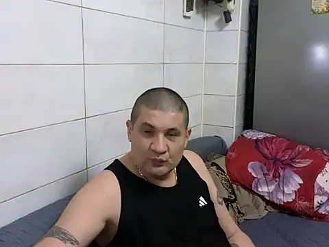 SpartacusDaddy48's Webcam Show