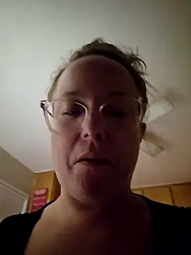 julimonroe's Webcam Show