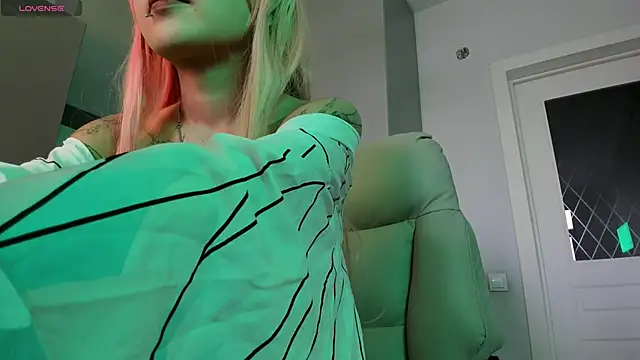 alina_dream's Webcam Show