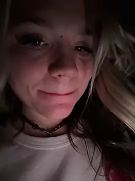 Cutiepiespanks' Webcam Show