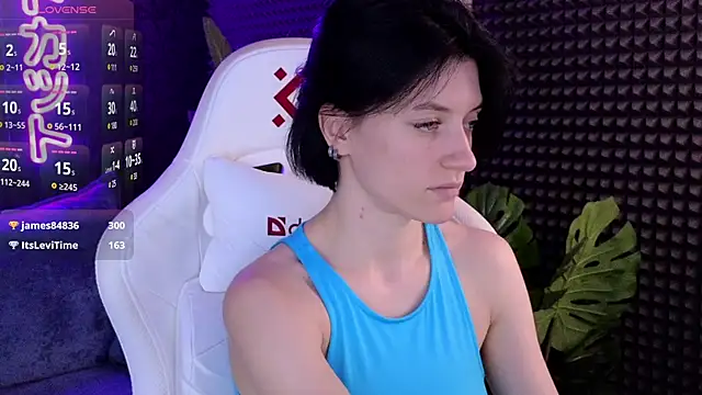roxy_riot_'s Webcam Show
