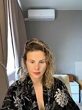 sirena124's Webcam Show