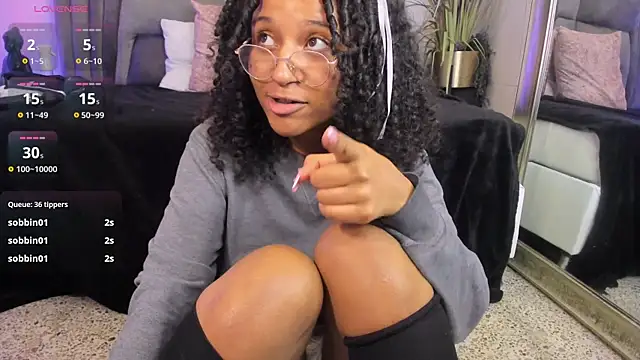 Layla_Clarke's Live XXX Chat
