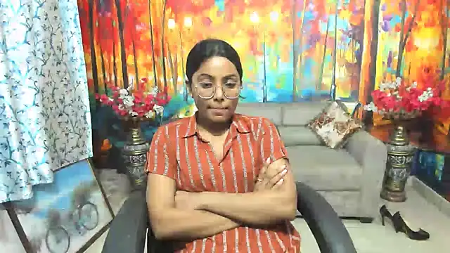 SaraaJayyy's Webcam Show