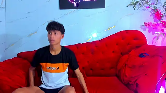Sweet_twinks2's Webcam Show