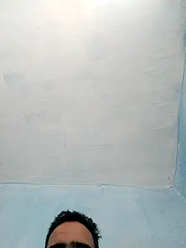 Mziani300's Webcam Show