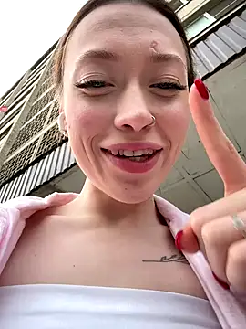 EstaVista's Webcam Show