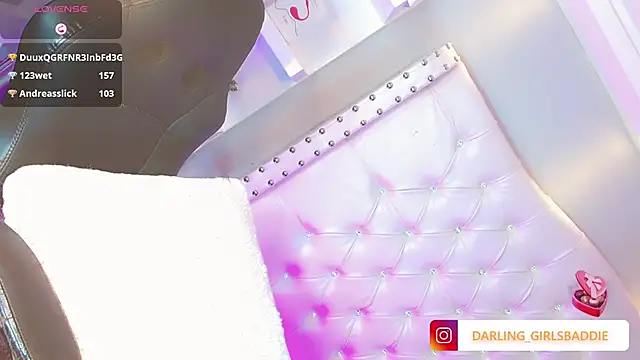 CarlynDarlenis' Webcam Show
