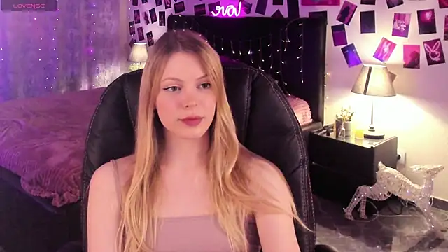 KatherineePierce's Webcam Show