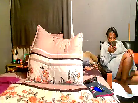 WildSeduction24xx's Webcam Show