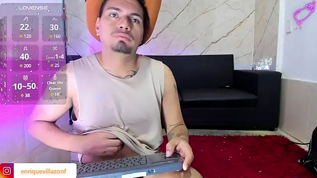 EnriquevillaF's Webcam Show