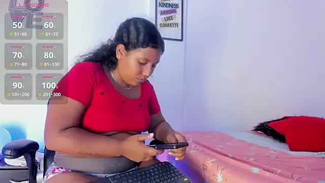 Saraa_Owen's Webcam Show