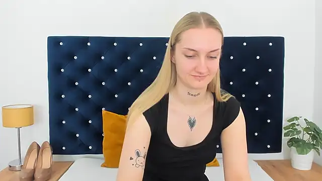 AlexaTease's Webcam Show