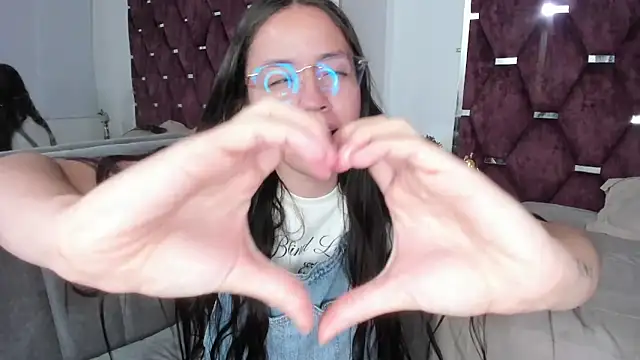 LunaLasman's Webcam Show