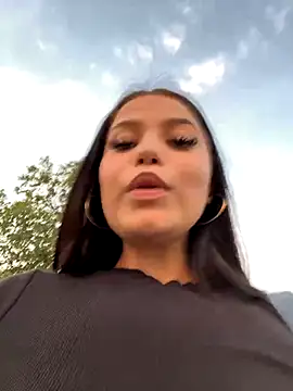 Chloe__Moon's Live Sex Cam Show
