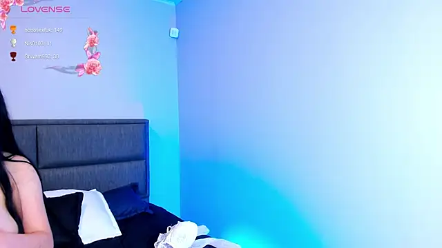 Emma__clark_'s Webcam Show