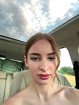 EvieEvans' Live Sex Cam Show