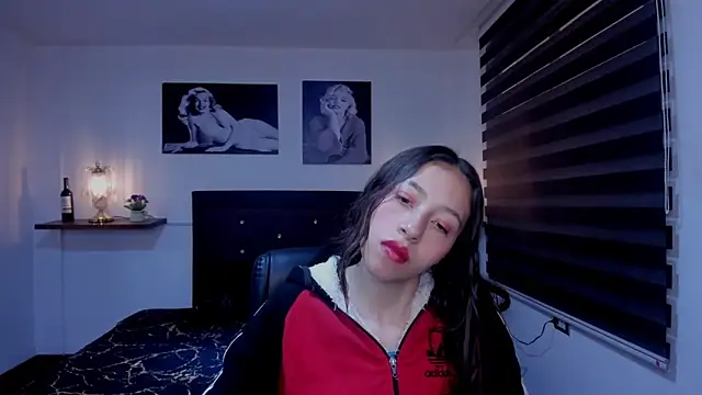 Valeria_roussi's Webcam Show