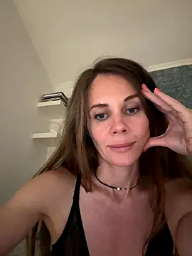 LucieMack's Live Sex Cam Show
