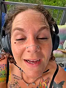 thatonespicychick's Live Sex Cam Show