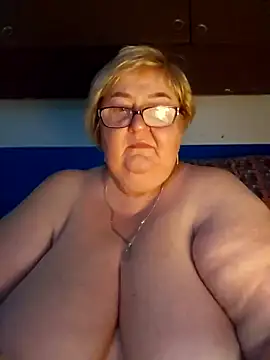 Awn290668's Live Sex Cam Show