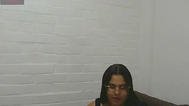 nathalia_correa's Webcam Show