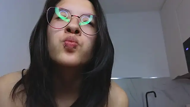 metalpaece's Webcam Show