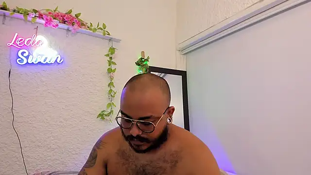 leda_swan's Live Sex Cam Show