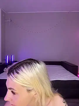 LoveLuna_'s Live Sex Cam Show