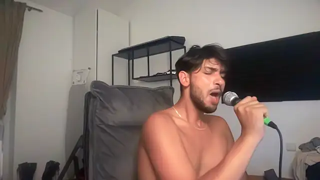 Gipsyboysteve's Live Sex Cam Show