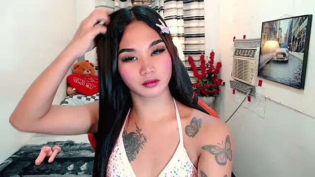 lil_fantacy's Webcam Show