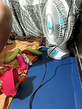 Soniya-Didi's Live Sex Cam Show