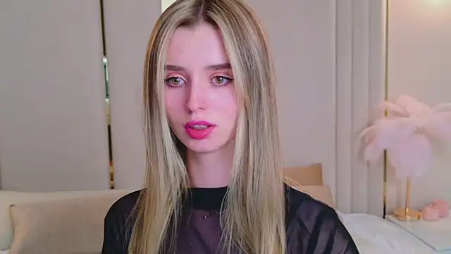 MarybethSnow's Live Sex Cam Show