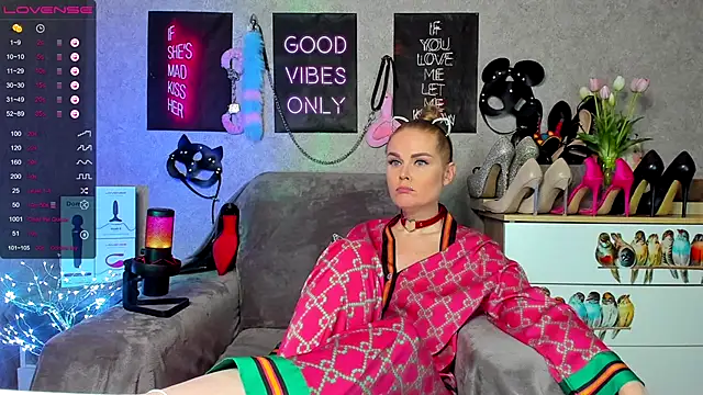 HannaKorsak's Live Sex Cam Show