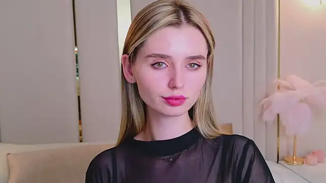 MarybethSnow's Live Sex Cam Show