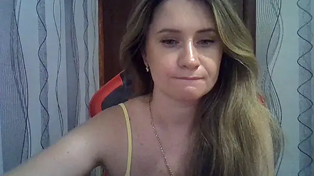 Marmariska's Live Sex Cam Show
