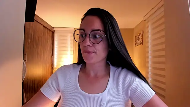 anabel_025's Live Sex Cam Show