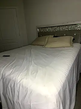 WetDream_'s Live Sex Cam Show