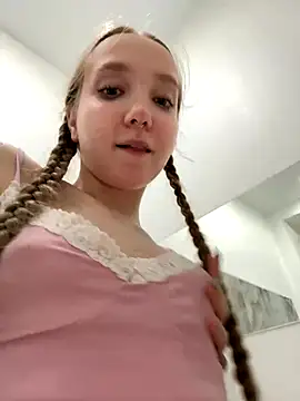 bambi_lu's Live Sex Cam Show