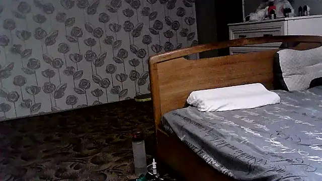 BiketravelChat's Live Sex Cam Show