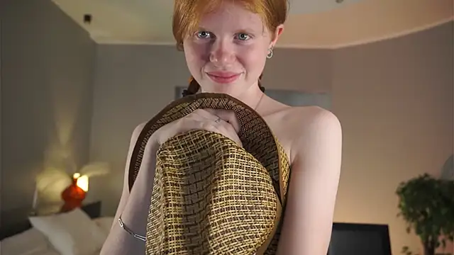 TheaBodge's Webcam Show
