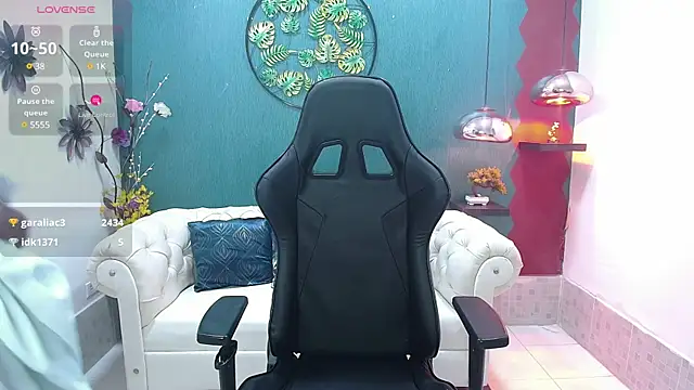 Melikasweetz's Live Sex Cam Show