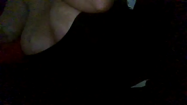 RoxiRedXXX's Live Sex Cam Show
