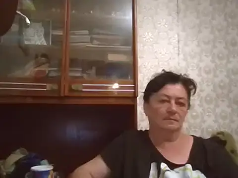 GypsiQueen2's Live Sex Cam Show