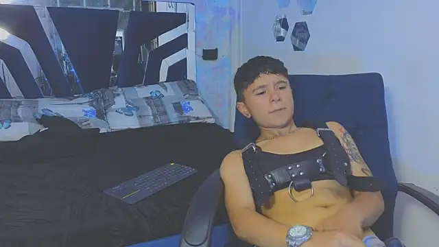 Cami_thompson_'s Webcam Show